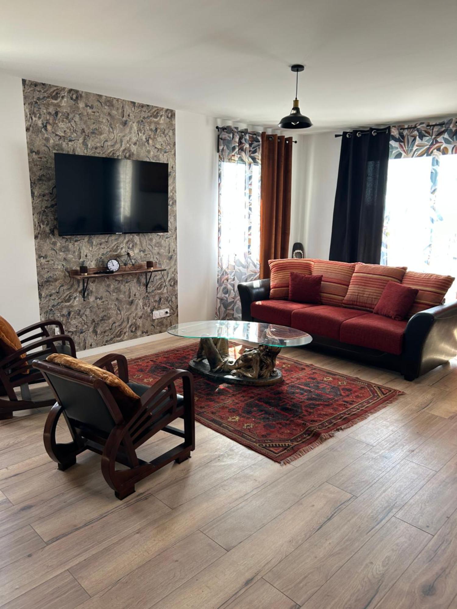 Agreable Maison Familiale - Terrasse - 4 - 2 Sdb - Holiday home *